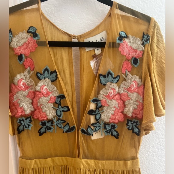 BOHO mustard floral embroidery dress - Picture 2 of 6